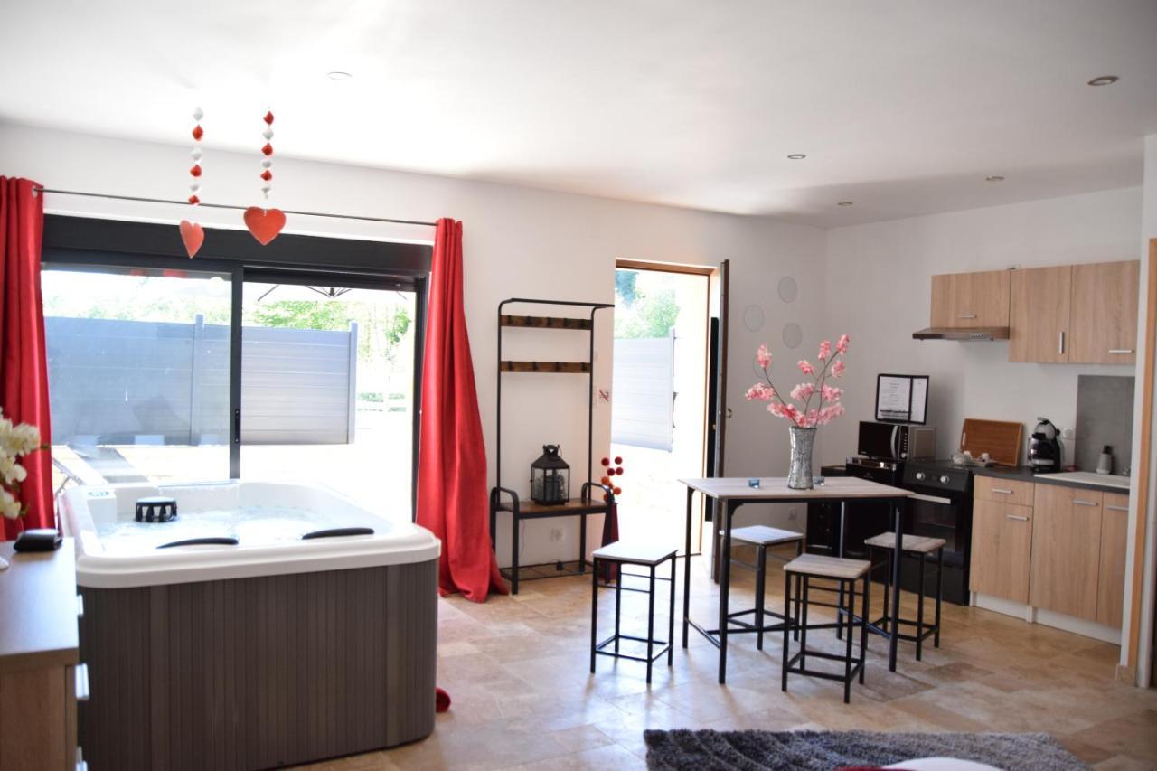 Gites spa de charme L ETOILE SPA Beynac-et-Cazenac Eksteriør billede