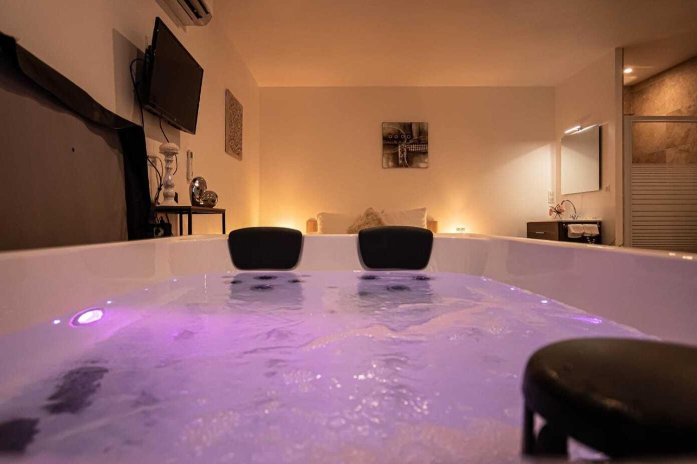Gites spa de charme L ETOILE SPA Beynac-et-Cazenac Eksteriør billede